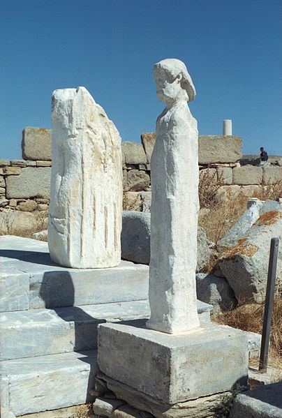 Statue on Delos.