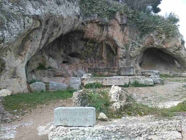 Ploutonion Eleusis